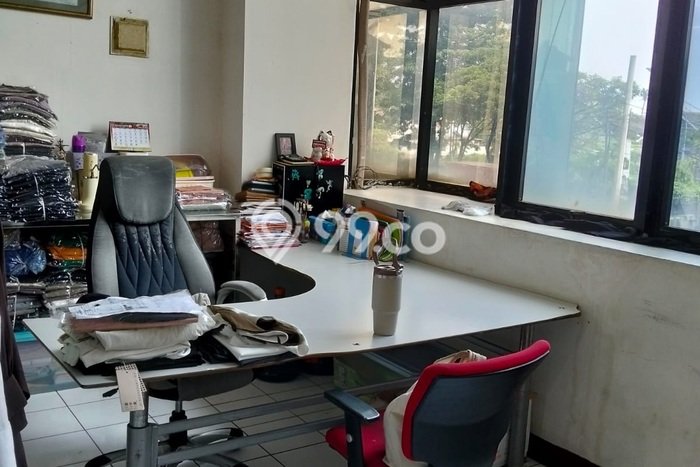Unit Ruko Dijual di Tangerang LT 75m2 & LB 300m2 Unit Ruko Dijual di Tangerang LT 75m2 & LB 300m2