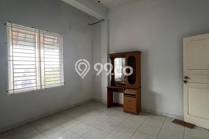 PELUANG EMAS! Ruko di Medan Petisah, Luas 270m², Pusat Komersial PELUANG EMAS! Ruko di Medan Petisah, Luas 270m², Pusat Komersial