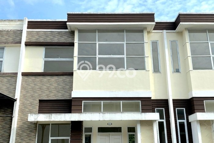 Vila Strategis Kawasan Medan Johor, Area 136m2m², Akses ke berbagai fasilitas Vila Strategis Kawasan Medan Johor, Area 136m2m², Akses ke berbagai fasilitas
