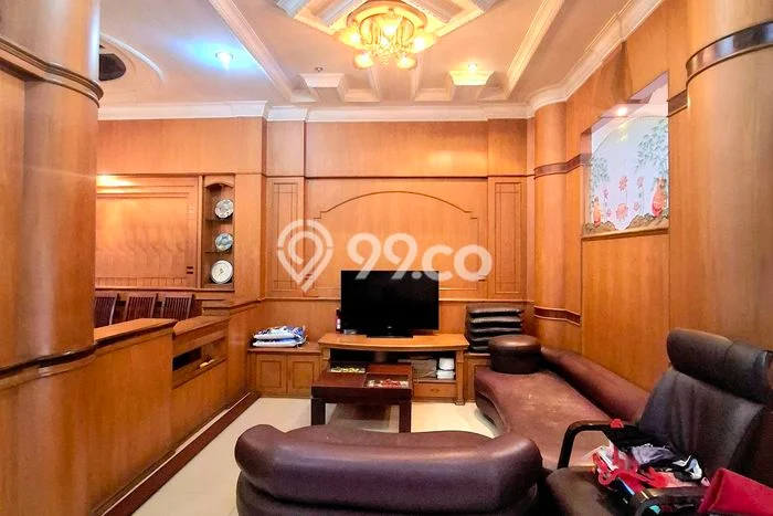 INVESTASI POTENSIAL! Vila Kawasan Medan Deli, Area 220m2m², Lokasi Prima INVESTASI POTENSIAL! Vila Kawasan Medan Deli, Area 220m2m², Lokasi Prima