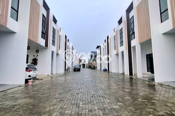 Vila Terawat Kawasan Medan Johor, Area 75m2m², Kawasan Asri dan aman Vila Terawat Kawasan Medan Johor, Area 75m2m², Kawasan Asri dan aman