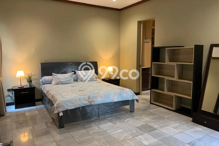 LOKASI STRATEGIS! Rumah kawasan , Dekat Stasiun, 7 KT, LT 320m2m² LB 300m2m² LOKASI STRATEGIS! Rumah kawasan , Dekat Stasiun, 7 KT, LT 320m2m² LB 300m2m²