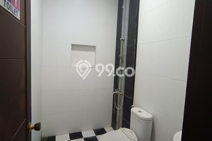Jual Rumah Eksklusif 3 KT di Taman Holis Indah, Bandung Jual Rumah Eksklusif 3 KT di Taman Holis Indah, Bandung