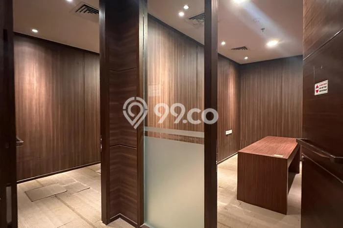 Kantor Disewa di Jakarta Selatan dengan LB 221m2 Area Komersial Ramai Kantor Disewa di Jakarta Selatan dengan LB 221m2 Area Komersial Ramai