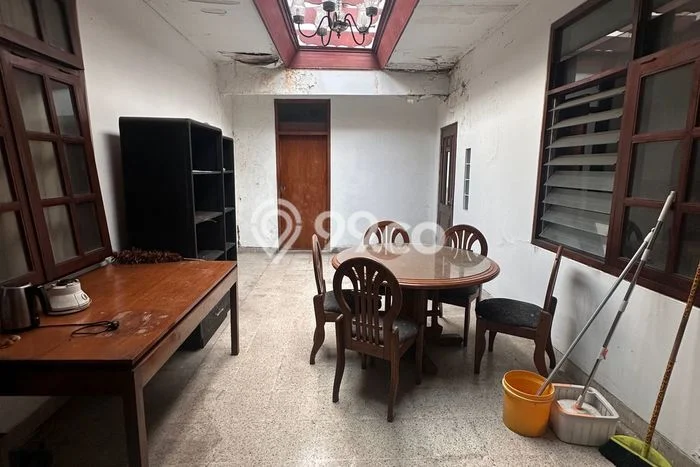 Hunian Mewah Dijual LT 360m2 di Mampang Prapatan, Jakarta Selatan Hunian Mewah Dijual LT 360m2 di Mampang Prapatan, Jakarta Selatan
