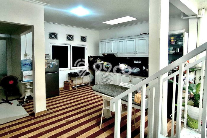 KAWASAN BISNIS! Ruko Kawasan , Luas 160m2m², Area Strategis KAWASAN BISNIS! Ruko Kawasan , Luas 160m2m², Area Strategis