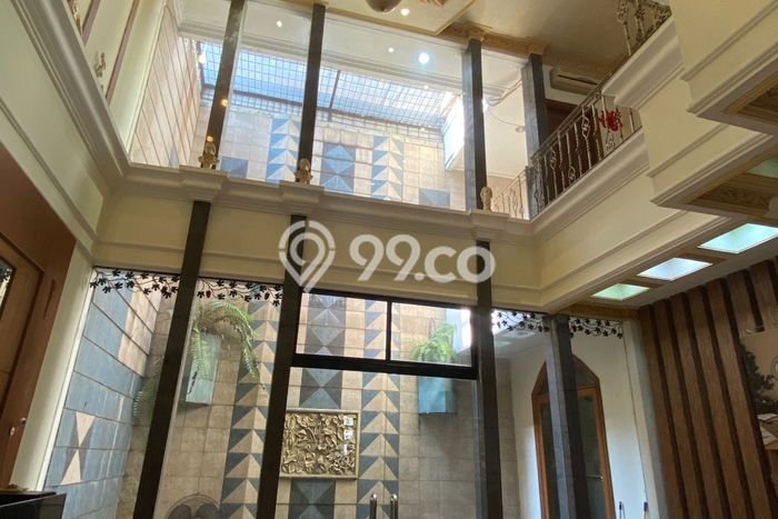 Hunian Mewah LB 350m2 Siap Pakai Desain Elegan di Sunter, Jakarta Utara Hunian Mewah LB 350m2 Siap Pakai Desain Elegan di Sunter, Jakarta Utara