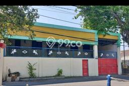 Dijual Rumah Premium dengan Fasilitas Sekitar Komplit di Wonocolo, Surabaya Dijual Rumah Premium dengan Fasilitas Sekitar Komplit di Wonocolo, Surabaya