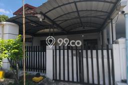 LISTING BARU! Rumah di Kutisari, Siap Huni, 2 KT, Akses Kutisari, Surabaya, Surabaya, Luas 110m2m² Bangunan 110m2m² LISTING BARU! Rumah di Kutisari, Siap Huni, 2 KT, Akses Kutisari, Surabaya, Surabaya, Luas 110m2m² Bangunan 110m2m²