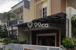 UNIT TERBATAS! Rumah di Tebet, 4 KT, Luas 150m² Bangunan 200m² UNIT TERBATAS! Rumah di Tebet, 4 KT, Luas 150m² Bangunan 200m²