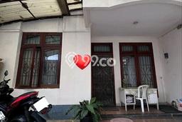 For Sale Rumah 4 Kamar Lokasi Strategis Bagus dan Strategis di Tebet For Sale Rumah 4 Kamar Lokasi Strategis Bagus dan Strategis di Tebet