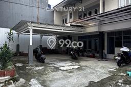 Best Deal Hunian Premium Ideal dan Luas di Kebayoran Lama, Jakarta Selatan Best Deal Hunian Premium Ideal dan Luas di Kebayoran Lama, Jakarta Selatan