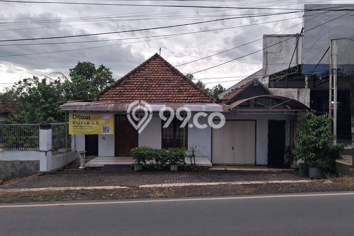 Best Deal Hunian Mewah Ideal dan Luas di Peterongan, Jombang Best Deal Hunian Mewah Ideal dan Luas di Peterongan, Jombang