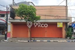 Ruko bagus disewakan di Jombang Jombang dengan LB 207m2 harga sewa terbaik Ruko bagus disewakan di Jombang Jombang dengan LB 207m2 harga sewa terbaik