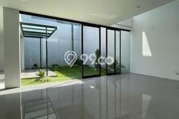 Ready to Use! Luxury House LT 337m2 Desain Modern di Graha Ready to Use! Luxury House LT 337m2 Desain Modern di Graha