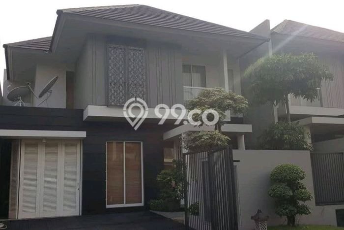 Rumah Eksklusif Siap Huni LT 200m2 di Sambikerep, Surabaya Rumah Eksklusif Siap Huni LT 200m2 di Sambikerep, Surabaya