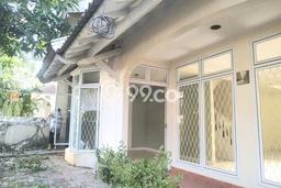 Dijual Hunian Rumah Nyaman 4 Kamar di Bintaro, Tangerang Selatan Dijual Hunian Rumah Nyaman 4 Kamar di Bintaro, Tangerang Selatan