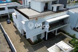 Rumah Terawat 7 KT 7 KM di Buaran, Jakarta Timur Rumah Terawat 7 KT 7 KM di Buaran, Jakarta Timur