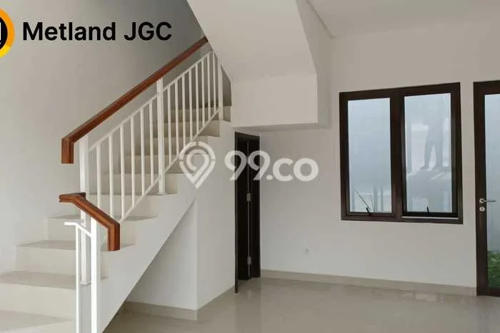 LOKASI STRATEGIS! Ruko Disewakan Kawasan Jakarta Garden City, Luas 56m², Area Ramai LOKASI STRATEGIS! Ruko Disewakan Kawasan Jakarta Garden City, Luas 56m², Area Ramai