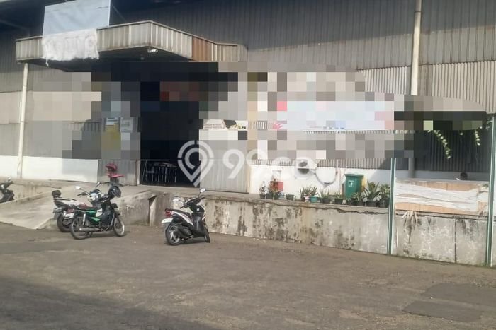 LOKASI STRATEGIS! Gudang Kawasan , Luas 1770m2m², Kawasan Potensial LOKASI STRATEGIS! Gudang Kawasan , Luas 1770m2m², Kawasan Potensial