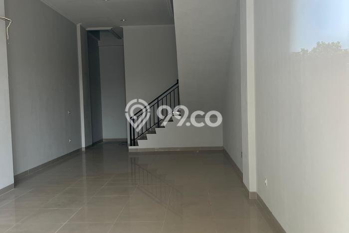 Unit Ruko Dijual di Jakarta Selatan LT 67m2 & LB 202m2 Unit Ruko Dijual di Jakarta Selatan LT 67m2 & LB 202m2