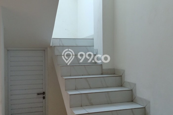 AREA TERBAIK! Ruko di Pejaten, Luas 210m², Pengunjung Tinggi AREA TERBAIK! Ruko di Pejaten, Luas 210m², Pengunjung Tinggi