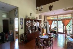 Rumah Elit Modern Tanpa Renovasi di Pejaten Jakarta Selatan Rumah Elit Modern Tanpa Renovasi di Pejaten Jakarta Selatan