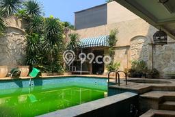 Dijual Rumah Luas Elegan Dengan View Cantik di Simprug, Jakarta Selatan Dijual Rumah Luas Elegan Dengan View Cantik di Simprug, Jakarta Selatan