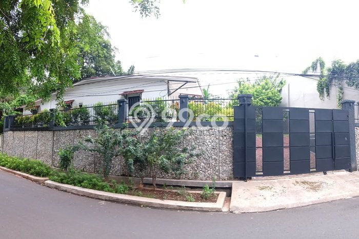 Kavling Tanah di Kebayoran Lama Dijual Luas 637m2 Legalitas SHM Kavling Tanah di Kebayoran Lama Dijual Luas 637m2 Legalitas SHM