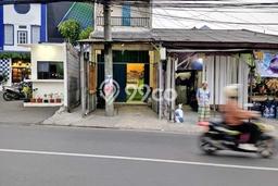Area Ramai! Ruko Dijual di Karang Tengah untuk Bisnis Luas Bangunan 70m2 Area Ramai! Ruko Dijual di Karang Tengah untuk Bisnis Luas Bangunan 70m2