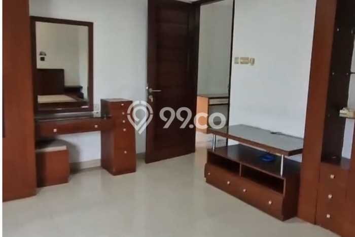 Jual Rumah Mewah Elegan Dengan View Cantik di Kembangan Selatan, Jakarta Barat Jual Rumah Mewah Elegan Dengan View Cantik di Kembangan Selatan, Jakarta Barat