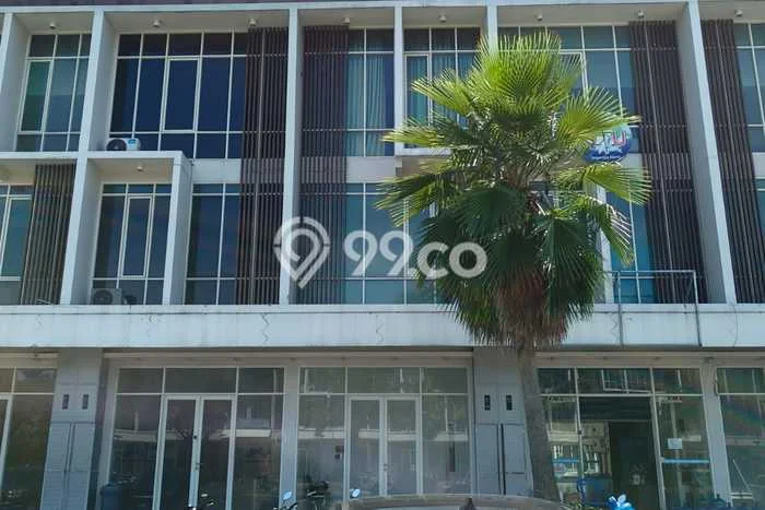 Disewakan Ruko di Pusat Kota Surabaya Ramai Strategis Disewakan Ruko di Pusat Kota Surabaya Ramai Strategis