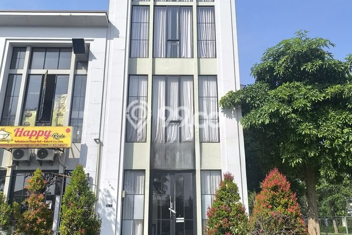 Unit Ruko Dijual di Surabaya LT 60m2 & LB 182m2 Unit Ruko Dijual di Surabaya LT 60m2 & LB 182m2