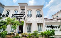 Rumah 4 KT 4 KM di Kawasan Cilandak, Jakarta Selatan Rumah 4 KT 4 KM di Kawasan Cilandak, Jakarta Selatan