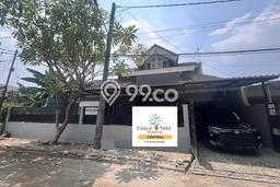 For Sale Rumah 5 Kamar Lokasi Ideal Nyaman dan Strategis di Cinere For Sale Rumah 5 Kamar Lokasi Ideal Nyaman dan Strategis di Cinere