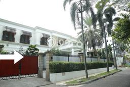 Dijual Hunian Mewah dengan Fasilitas Sekitar Lengkap di Menteng, Jakarta Pusat Dijual Hunian Mewah dengan Fasilitas Sekitar Lengkap di Menteng, Jakarta Pusat
