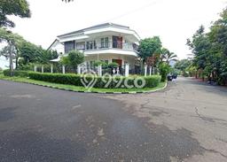 Rumah Mewah LB 360m2 Siap Pakai Desain Elegan di Cinere, Jakarta Selatan Rumah Mewah LB 360m2 Siap Pakai Desain Elegan di Cinere, Jakarta Selatan
