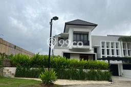 Rumah Luxury Modern Tanpa Renovasi di Bintaro Tangerang Selatan Rumah Luxury Modern Tanpa Renovasi di Bintaro Tangerang Selatan