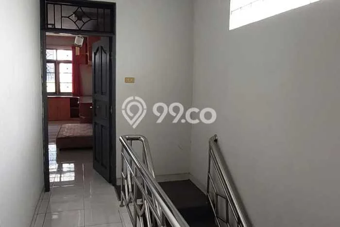 Rumah Elit LB 350m2 Siap Pakai Desain Elegan di Duta Garden, Jakarta Barat Rumah Elit LB 350m2 Siap Pakai Desain Elegan di Duta Garden, Jakarta Barat