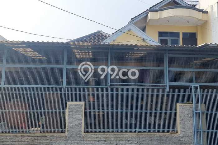 Rumah Elit LB 350m2 Siap Pakai Desain Elegan di Duta Garden, Jakarta Barat Rumah Elit LB 350m2 Siap Pakai Desain Elegan di Duta Garden, Jakarta Barat