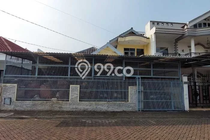 Rumah Elit LB 350m2 Siap Pakai Desain Elegan di Duta Garden, Jakarta Barat Rumah Elit LB 350m2 Siap Pakai Desain Elegan di Duta Garden, Jakarta Barat