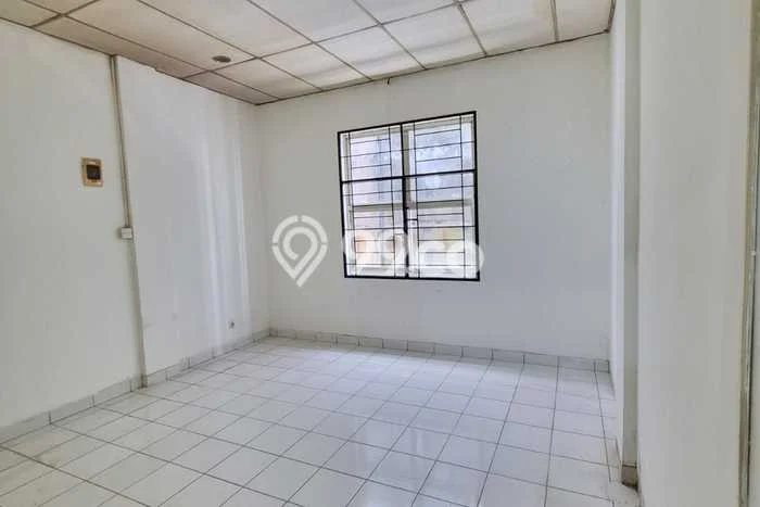 Ruko Disewa di Tangerang dengan LB 90m2 Area Komersial Ramai Ruko Disewa di Tangerang dengan LB 90m2 Area Komersial Ramai