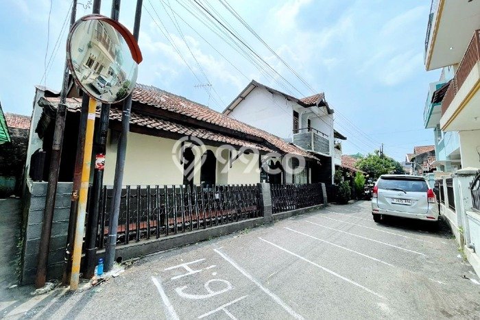 Dijual Cepat Rumah Bagus Siap Huni LB 116m2 di Kiaracondong, Bandung Dijual Cepat Rumah Bagus Siap Huni LB 116m2 di Kiaracondong, Bandung