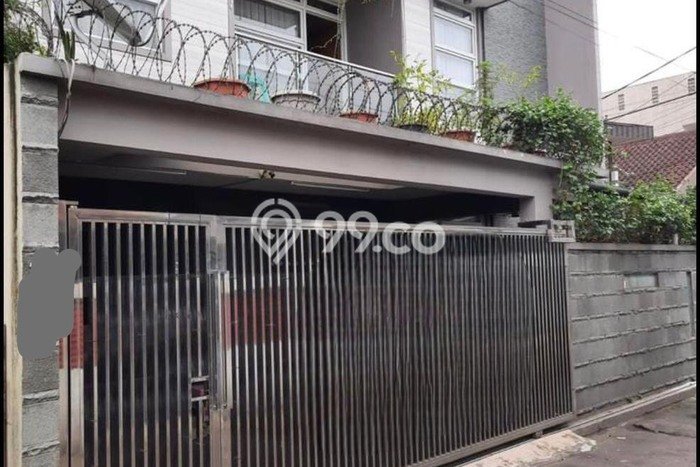 Dijual Rumah 7 Kamar Lokasi Ideal Nyaman dan Strategis di Regol Dijual Rumah 7 Kamar Lokasi Ideal Nyaman dan Strategis di Regol