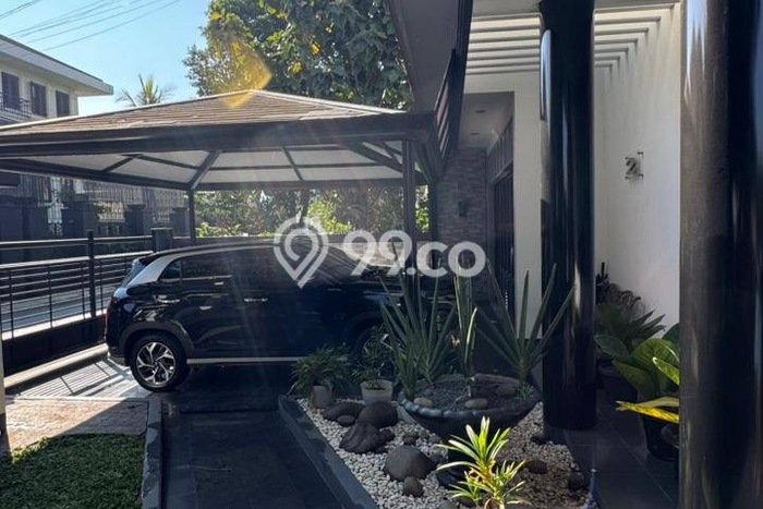 Rumah Elit LB 375m2 Siap Pakai Desain Elegan di Cigadung, Bandung Rumah Elit LB 375m2 Siap Pakai Desain Elegan di Cigadung, Bandung