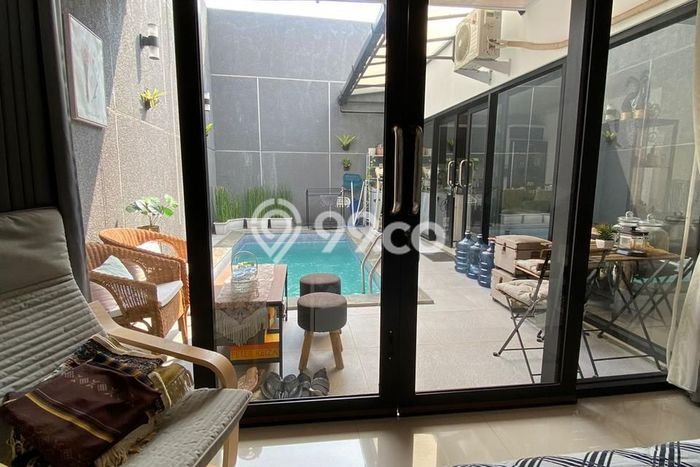 Rumah LT 152m2m² Fully Furnished di , Dekat Supermarket, Bandung Rumah LT 152m2m² Fully Furnished di , Dekat Supermarket, Bandung