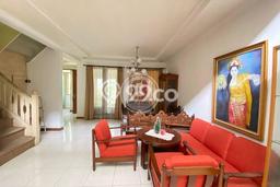 Dijual Rumah Luas Elegan Dengan View Cantik di Bintaro, Tangerang Selatan Dijual Rumah Luas Elegan Dengan View Cantik di Bintaro, Tangerang Selatan