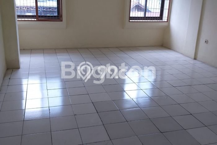 FOR RENT! Ruko di Kedoya Cocok untuk Bisnis 180m2 FOR RENT! Ruko di Kedoya Cocok untuk Bisnis 180m2