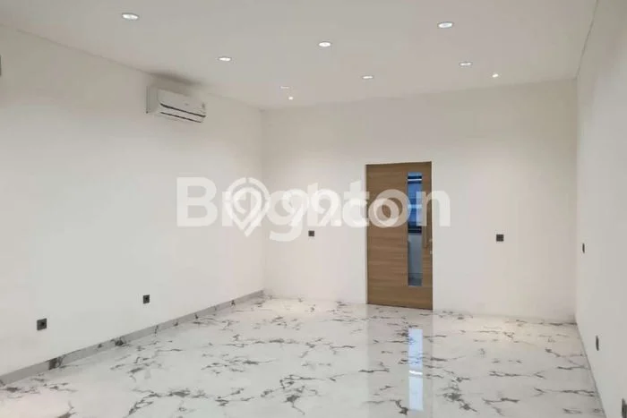 Ruko Usaha Dijual di Kembangan Jakarta Barat LT 63m2 & LB 220m2 Ruko Usaha Dijual di Kembangan Jakarta Barat LT 63m2 & LB 220m2