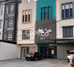 Unit Ruko Disewakan di Pos Pengumben di Area Ramai & Strategis Unit Ruko Disewakan di Pos Pengumben di Area Ramai & Strategis